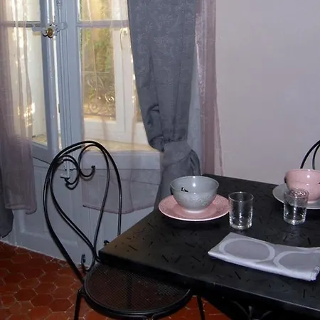 Apartment Chambres Aux Cles De Lune Montpellier